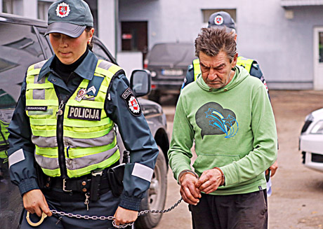 Kražių tragedija sukrėtė Lietuvą Kražių tragedija sukrėtė Lietuvą