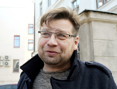 Ar vis dar perskaičiuojate kainas litais?