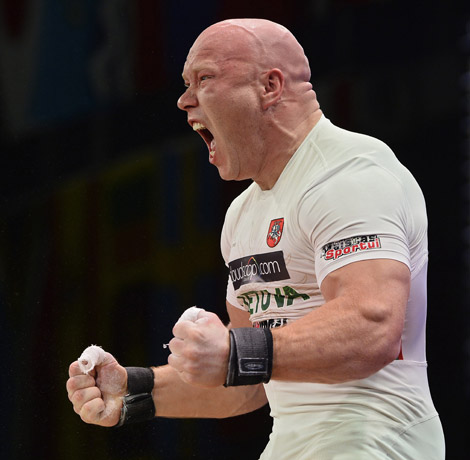 Sunkiaatletis iškovojo mažąjį sidabro medalį, bet neišstūmė pradinio svorio Sunkiaatletis iškovojo mažąjį sidabro medalį, bet neišstūmė pradinio svorio