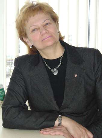 Politikė patirties sėmėsi narcizų lauke Politikė patirties sėmėsi narcizų lauke