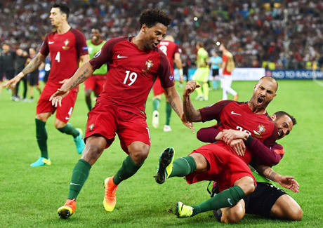 Portugalija praslydo į pusfinalį Portugalija praslydo į pusfinalį