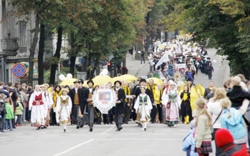 „Šiaulių dienų“ šventė su polkos patrepsėjimu | Šiaulių kraštas