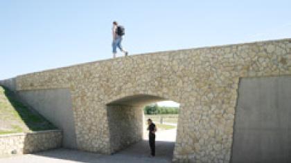 Prie Kryžių kalno —  turizmo centras