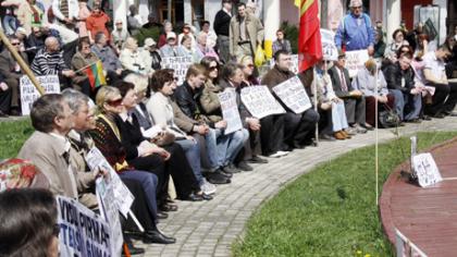 Mitingas: Lietuva kelią į teisingumą pradeda nuo nulio