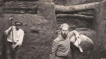 Nuotraukos fiksuoja archeologų kasinėjimus