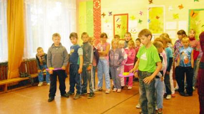 Vaikai sportavo ir bendravo