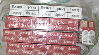 Įkliuvo su kontrabandinė­mis cigaretėmis