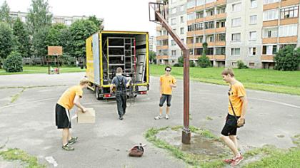 Jau prikelta 21 krepšinio aikštelė