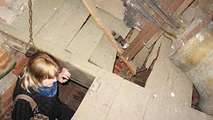 Varpą Eliją laiko tik Dievo pirštelis