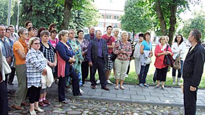 IŠVYKA Į PRASMENGANČIOS ŽEMĖS KRAŠTĄ