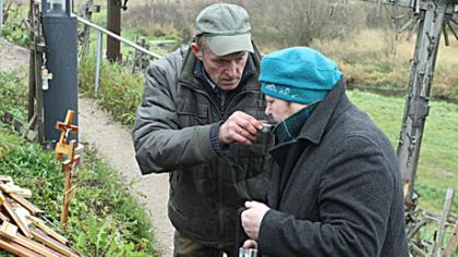 Kryžių kalną niokoja ugnis ir žmonės