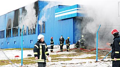 Gaisrą Telšiuose gesino ir šiauliečiai ugniagesiai