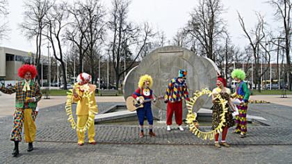 Saulės dieną šiauliečiai nustebinti dėmesiu
