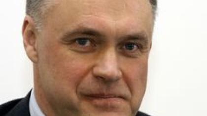 Verslas žada dėl euro kainų nekelti