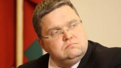 Seimas bando žaboti bankų apetitą