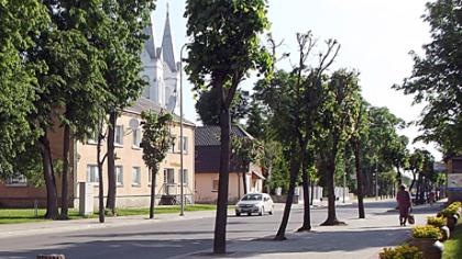 Pakruojyje gatvės gražėjo ir sunkmečiu