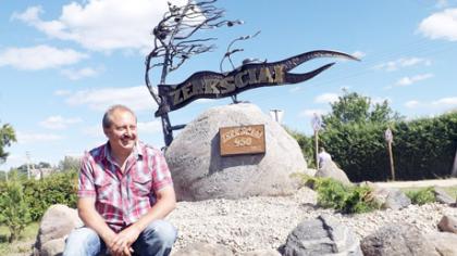 Skulptūrinė kompozicija – Žerkščių kaimo 450-mečiui