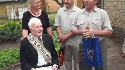Pasveikintas puodžių karalius