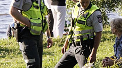 Išsišokėliai – prieš policininkus
