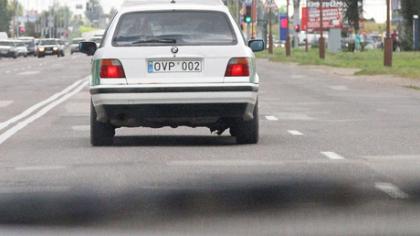 Šimtai pažeidimų keliuose