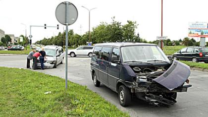 Judrioje sankryžoje susidūrė automobiliai