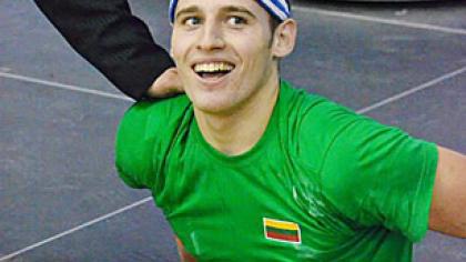 Pasaulio čempionas atkakliai siekia pergalių
