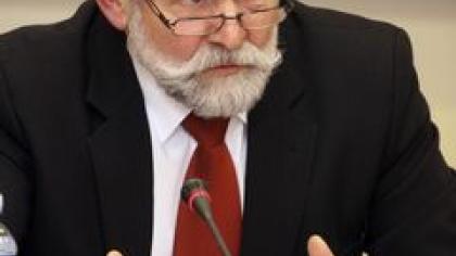 A.Sysas nori melžti pensininkus, kuriuos pavertė atpirkimo ožiais