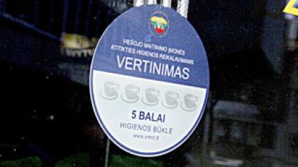 Pirmieji puodeliai paženklino maitinimo įstaigas