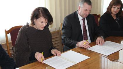 Profsąjungos išsikovojo šakinę sutartį