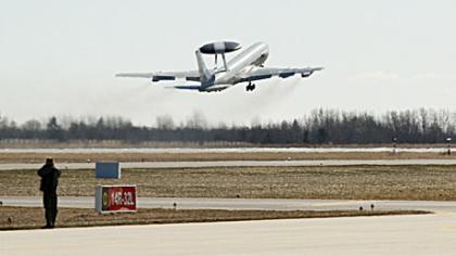 NATO partneriai demonstruoja solidarumą