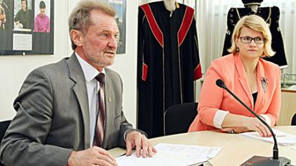 Studentai gaus nemokamas studijas ir darbo vietą