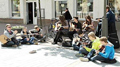 Išeiti į gatves kviečia Gatvės muzikos diena