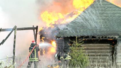 Per ugnį ir vandenį