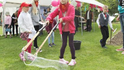 Botanikos sode pavasariu džiaugėsi vaikai
