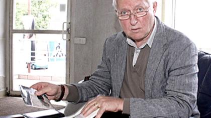 Kapo mįslė: kieno paminklas ant dėdės kapo?