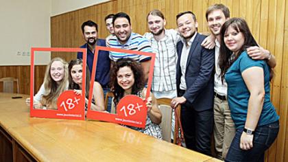 Aštuoniolikmečiai nori į valdžią