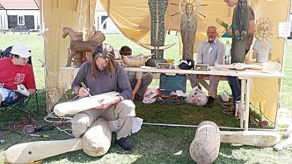 Pakruojo dvare vyksta amatininkų mugė