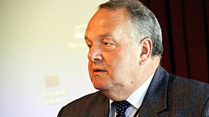 Nepartinis kandidatas ieško politinio prieglobsčio