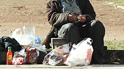 Vergais paverčia ir nelegalus darbas