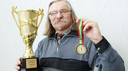 Veteranai rungėsi biliardo čempionate