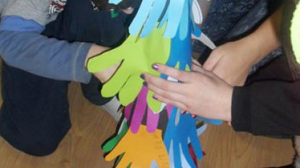 „Draugiškos Kalėdos“ sujungė gimnazistus ir neįgaliuosius