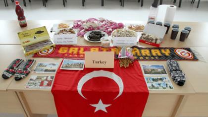 Užsienio šalių studentai pristatė virtuvės egzotiką