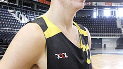 Tyleris Olanderis palieka „Šiaulius“