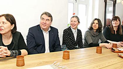 Per Už­ga­vė­nes – nu­trūk­ti nuo va­džių