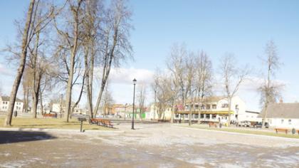 Baigiama rekonstruoti Žagarės miesto aikštė