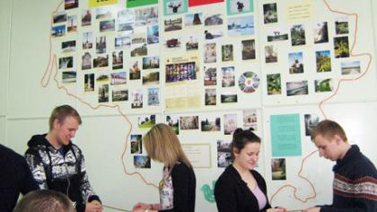 Jaunuoliai įsijungė į pilietinę akciją „Lietuvai ir man“