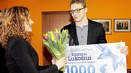 Stipendija – tūks­tan­tis eu­rų