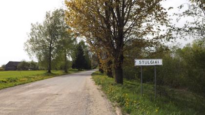 Stul­giai. Tarp Kel­mės ir už­sie­nio