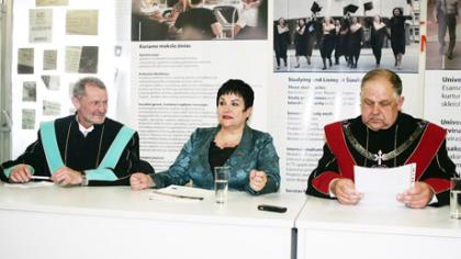 Šiaulių universitetas išleidžia tūkstantį specialistų