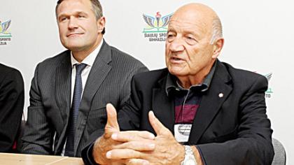 Skyrė stipendijas gabiausiems Sporto gimnazijos mokiniams